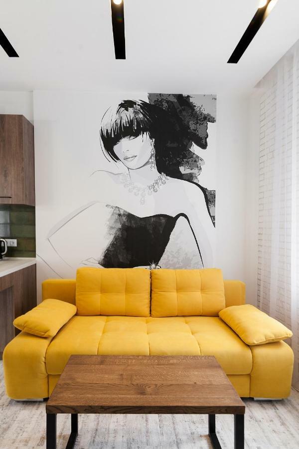 Leogrand Loft Apartments On Lychakivska 4 Lviv Exterior photo
